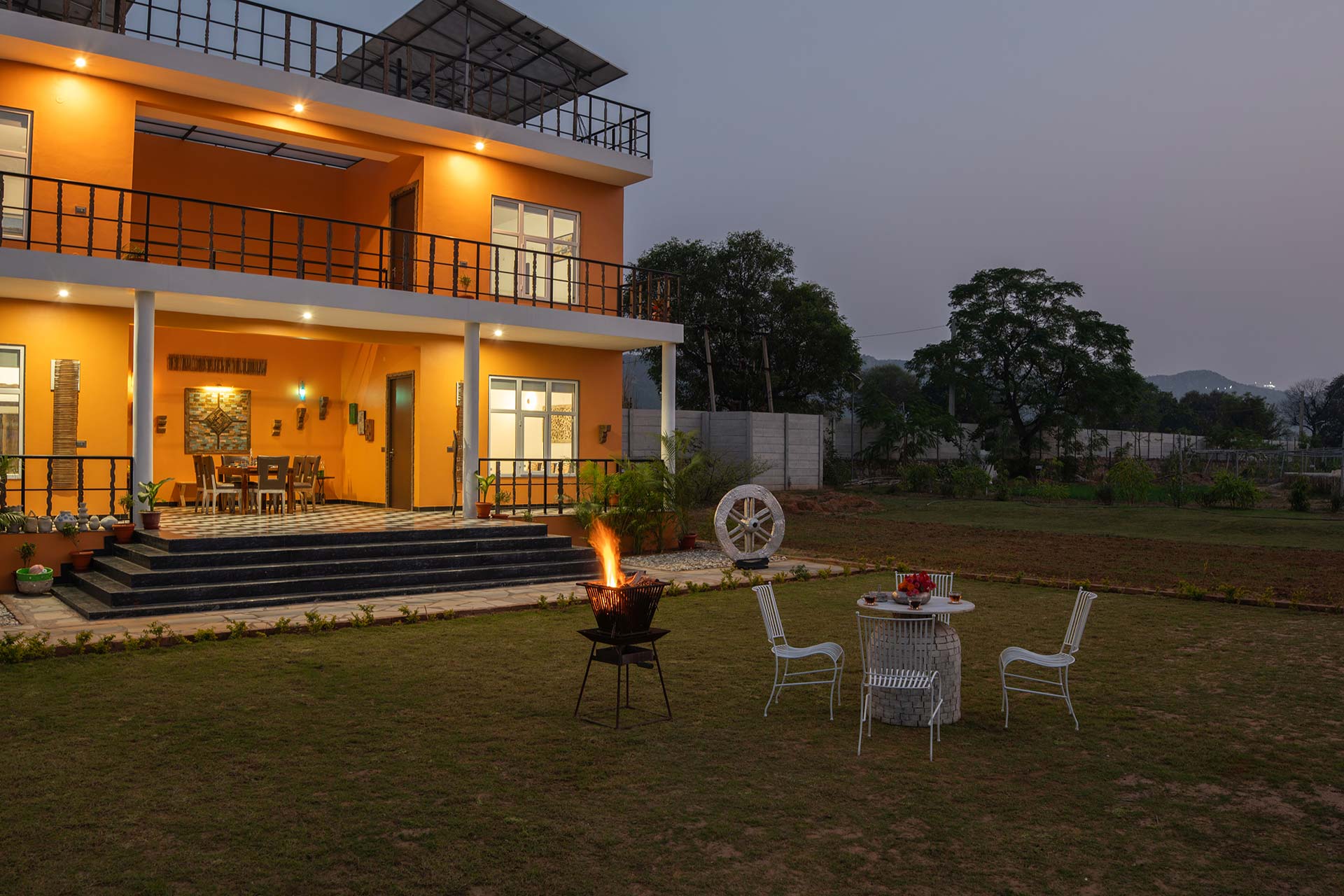 Aranyavas Nature Retreat- evening outside view