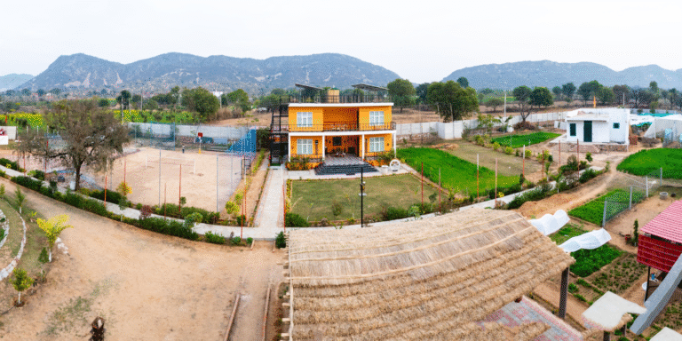 From City Hustle to Farm Rhythm Why Short Breaks Matter